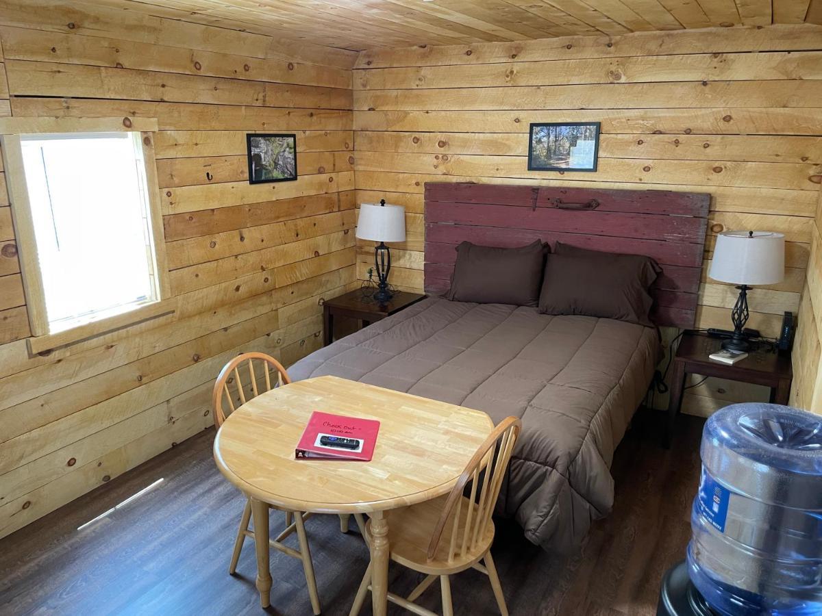 Canal Cabins Paw Paw Esterno foto