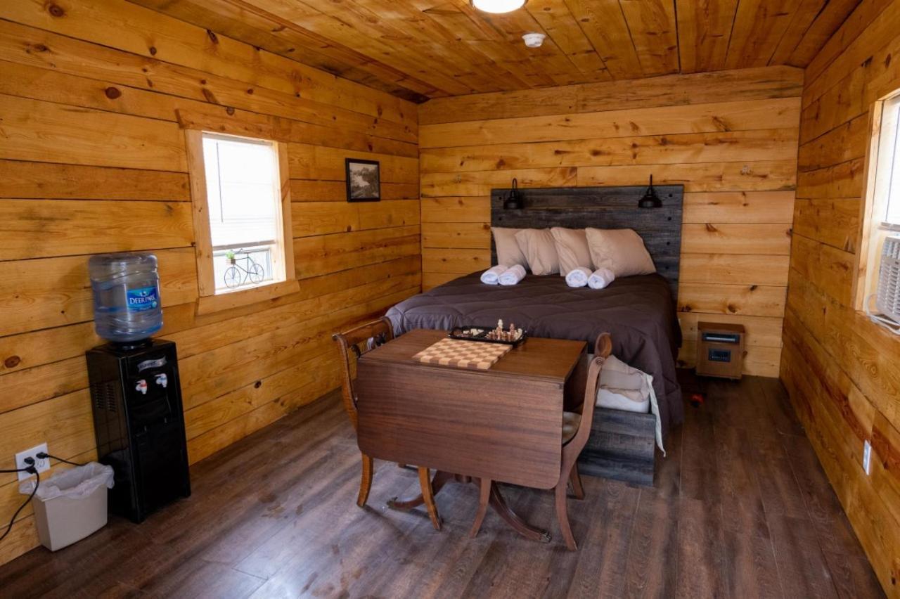 Canal Cabins Paw Paw Esterno foto